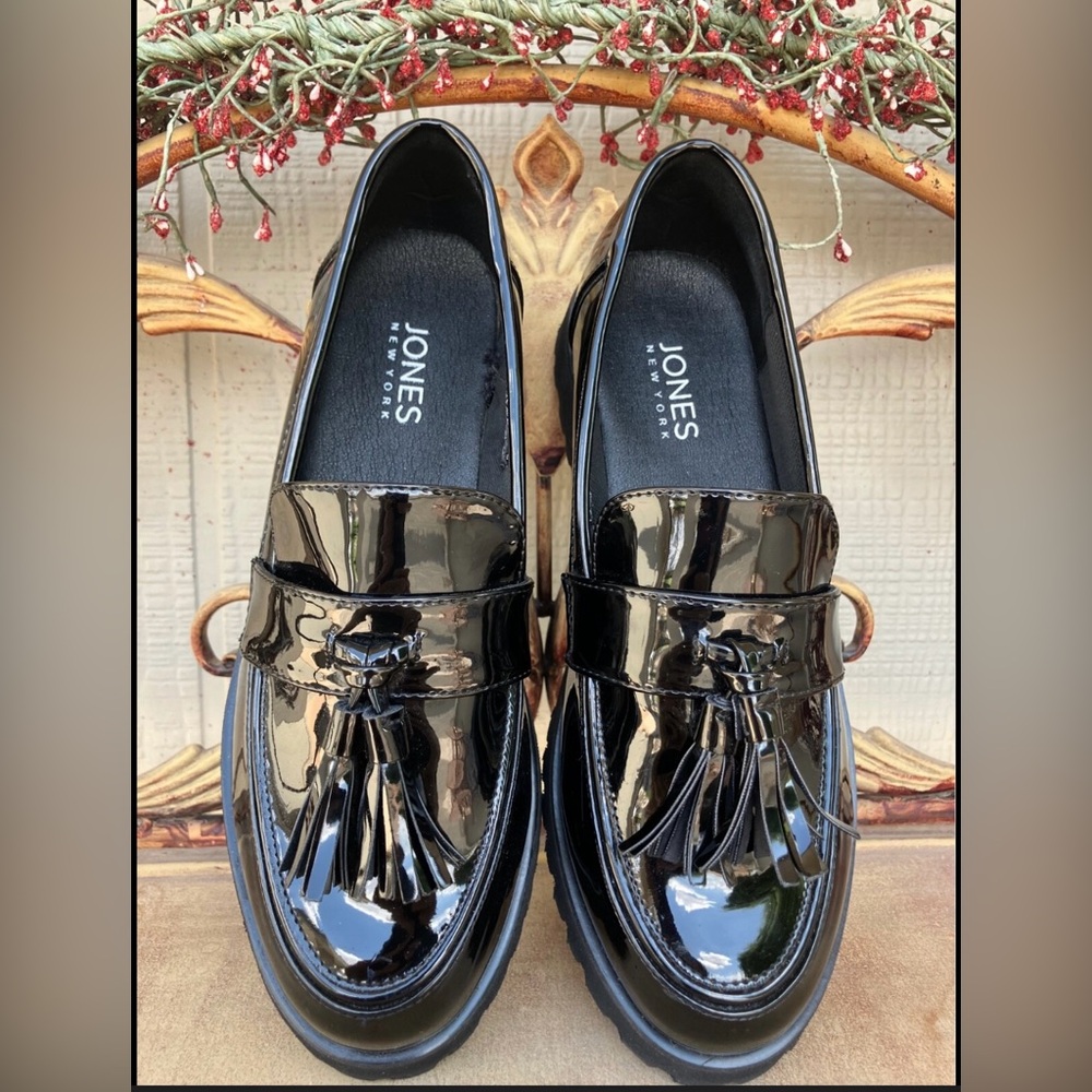Jones New York Classic Black Loafers